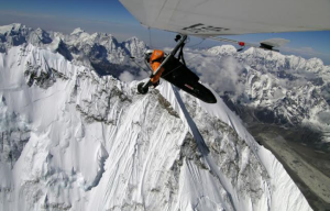 1+Angelo+D'Arrigo+in+volo.png--